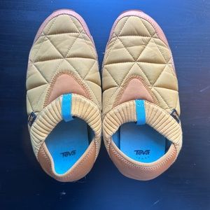 Teva Ember Moc Slipper W9 Yellow